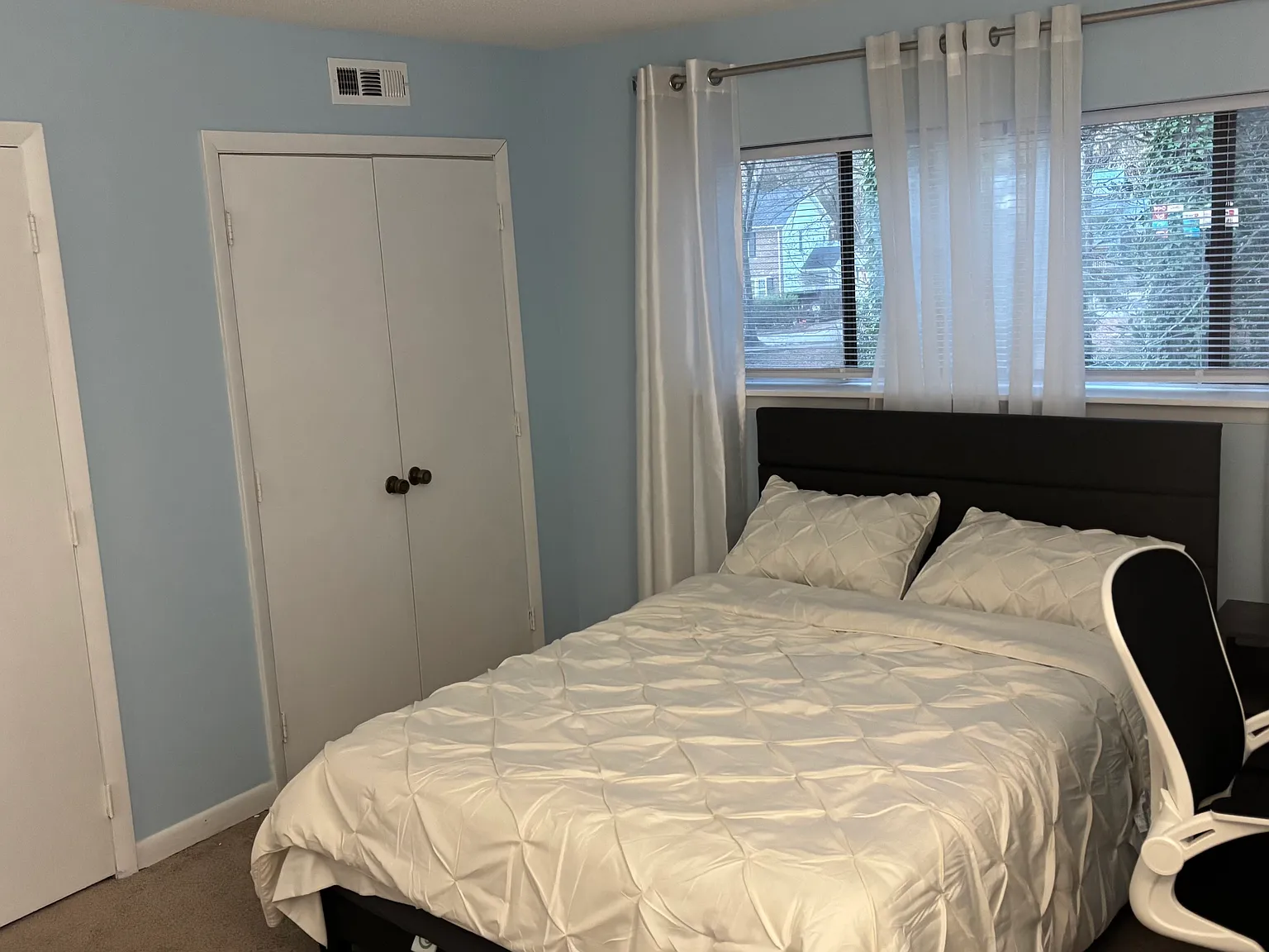 2 bed, 1005 sqft, $750 — Photo 3