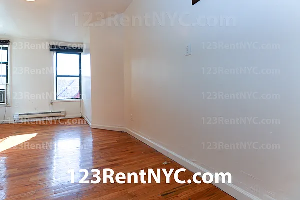 Rented by Chartwell Manhattan Realty | media 12
