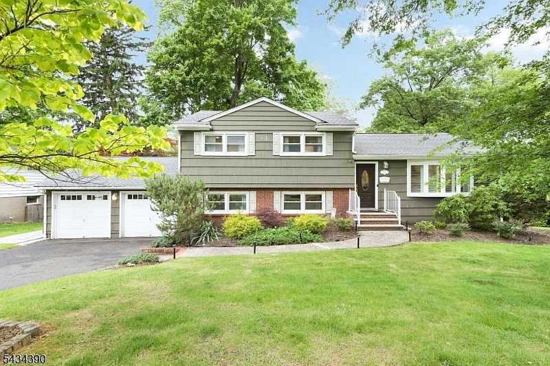 1st image of 73 Seminole Ave