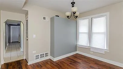 10645 South May Street — Photo 4