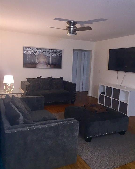 1st image of 136 N Chestnut St APT 7A
