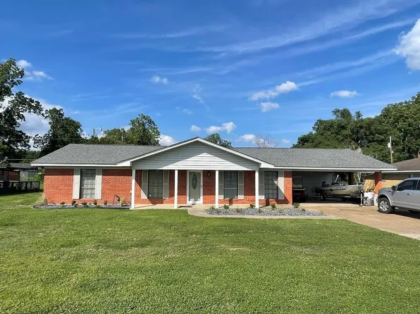 2035 Viking St, Vidalia, LA 71373