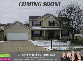 354 Fraser Ct, Wentzville, MO