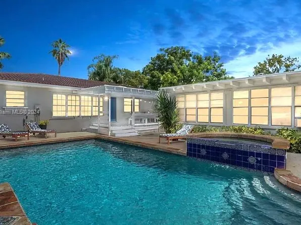 560 NE 107th St, Miami Shores, FL 33161