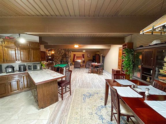 4th image of 1605 Mesa Dr
