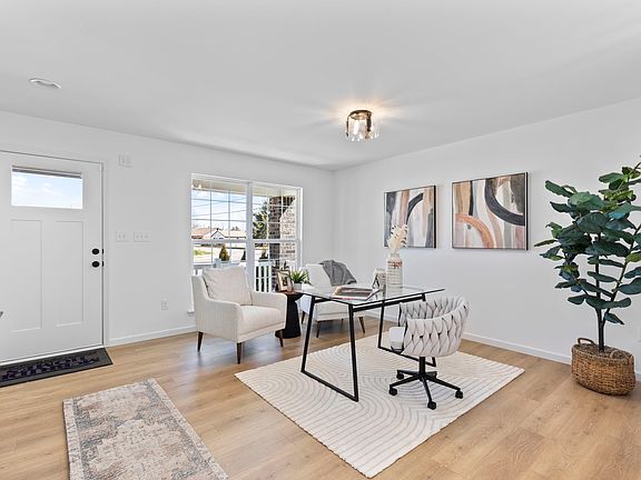 3rd image of 160 Bell Blvd