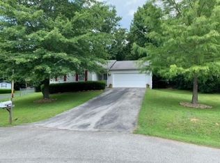 168 Chelsea Dr, Crossville, TN 38555