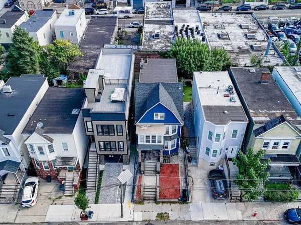 244 Clinton Avenue image 4 of 37