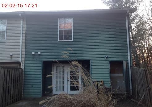 2nd image of 1015 Victoria Pl