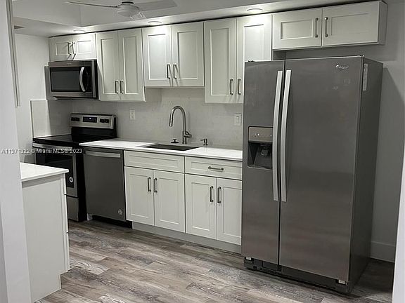 5th image of 14153 Kendale Lakes Cir #14153