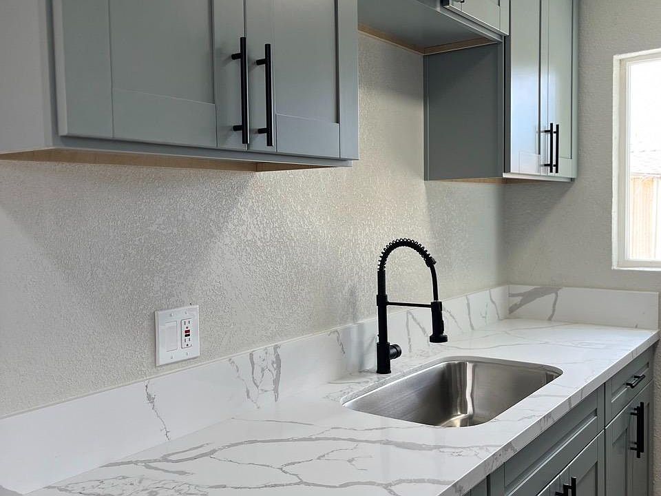 Kitchen sink