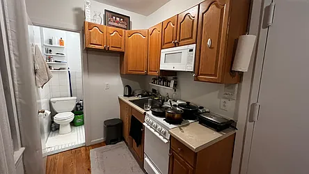 Rented by HOLTON REAL ESTATE INC.