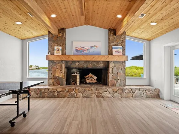 4063 Marine Pkwy, New Port Richey, FL 34652