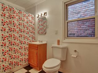 62 Astor Pl, Jersey City, NJ 07304