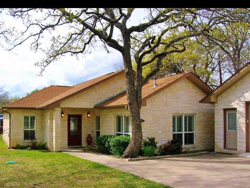 1st image of 402 County Road 131