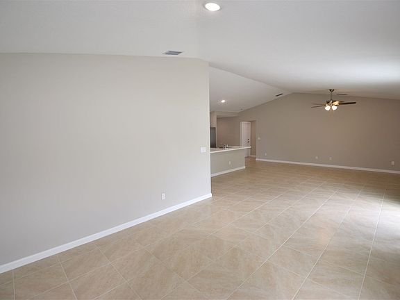4th image of 1254 SW Malaga Ave