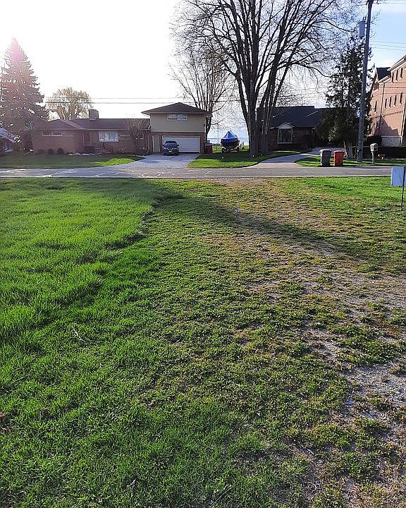 2nd image of 37429 Lakeshore Dr