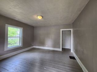 517 N 14th St #A, Terre Haute, IN 47807