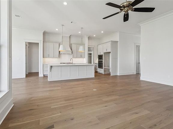 5th image of 595 Night Heron Ln