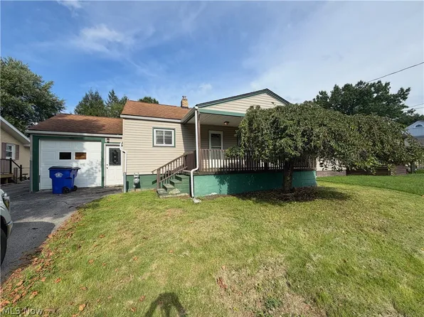 1992 Lisbon St, East Liverpool, OH 43920