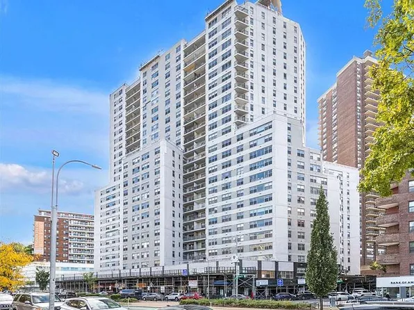 125-10 Queens Blvd #711, Kew Gardens, NY 11415