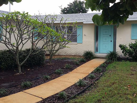 2nd image of 1262 Seminole Dr