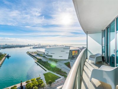888 Biscayne Blvd APT 1710, Miami, FL, 33132
