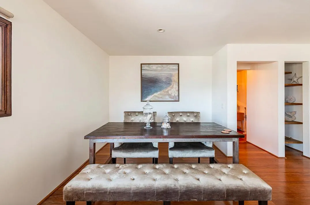 6300 Vista Del Mar Ave — Photo 1