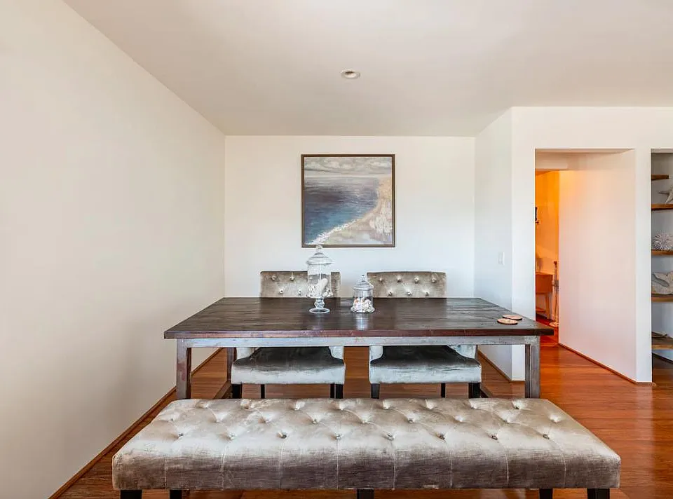 6300 Vista Del Mar Ave