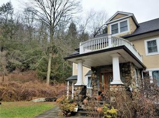 26 Olmstead Rd, Redding, CT 06896