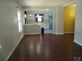 917 7th St, Sheldon, IA 51201