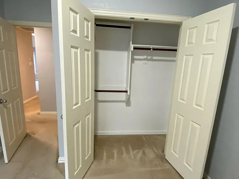 2508 Canyon Bay — Photo 32