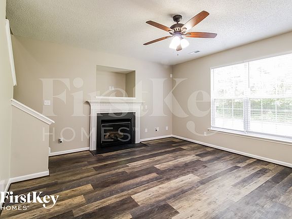 2nd image of 6063 Parkside Cir