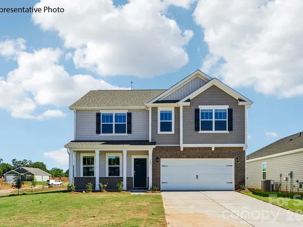 116 Maple Valley St, Statesville, NC 28677