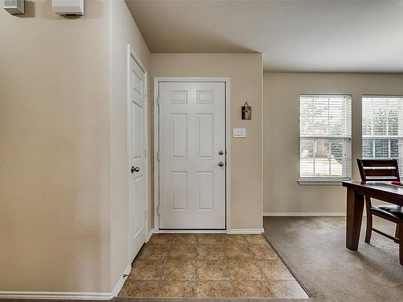 5th image of 536 Lead Creek Dr