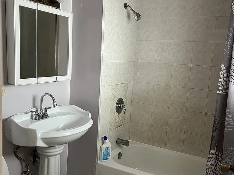 3057 W Flournoy St #2 — Photo 6