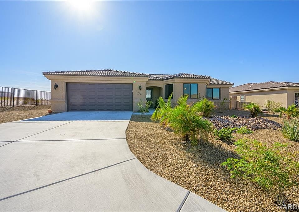 1st image of 2384 Raven Ct