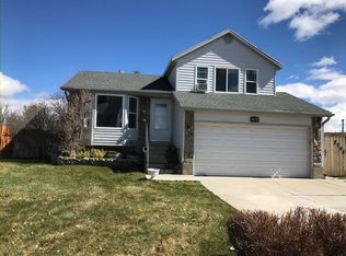 2208 N Hollow Dr, Elko, NV 89801