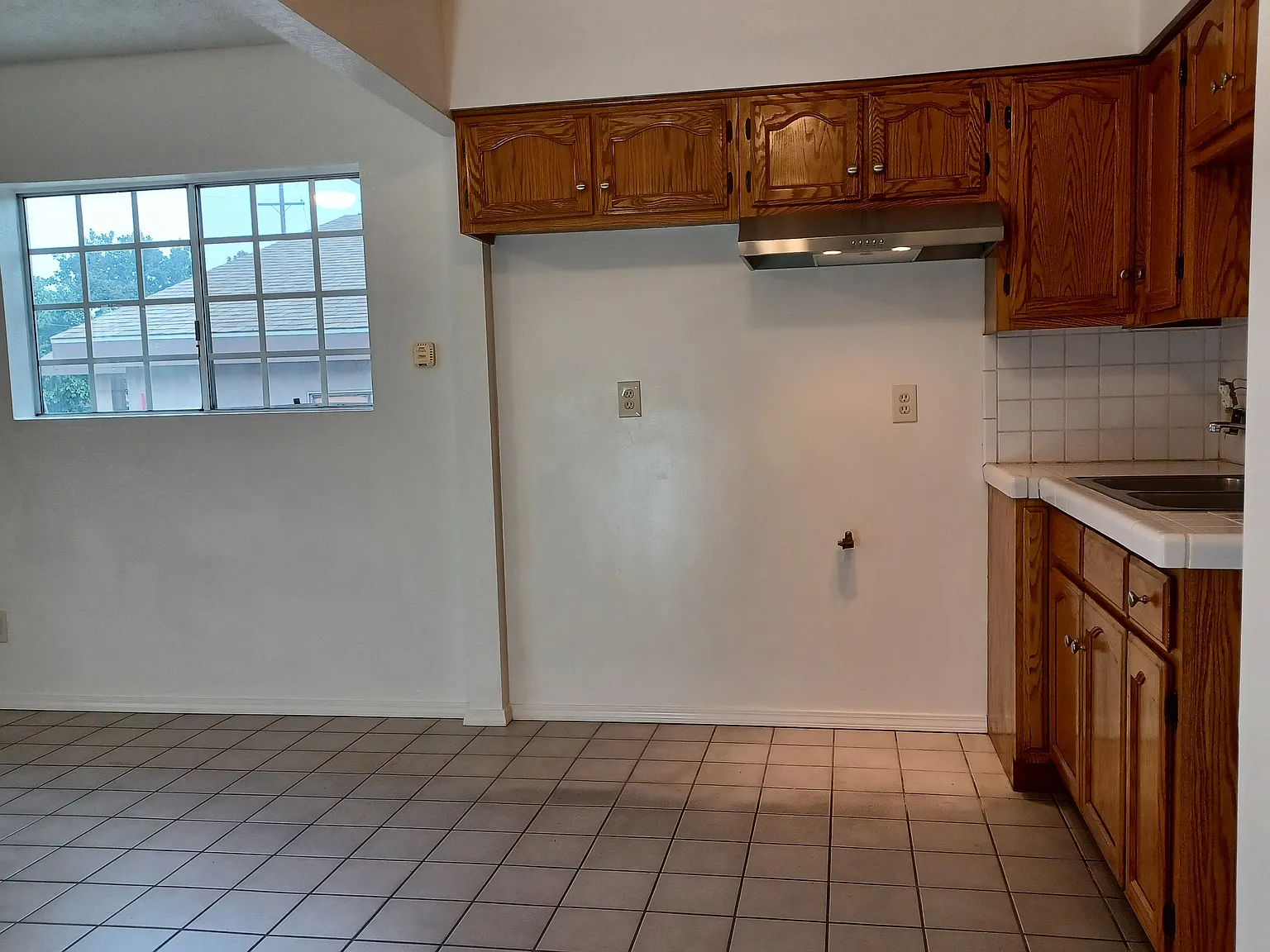 1 bed, 420 sqft, $1,650 — Photo 4