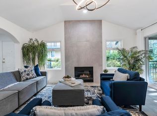 1102 Strathaven Dr, North Vancouver, BC V7H 2Z6