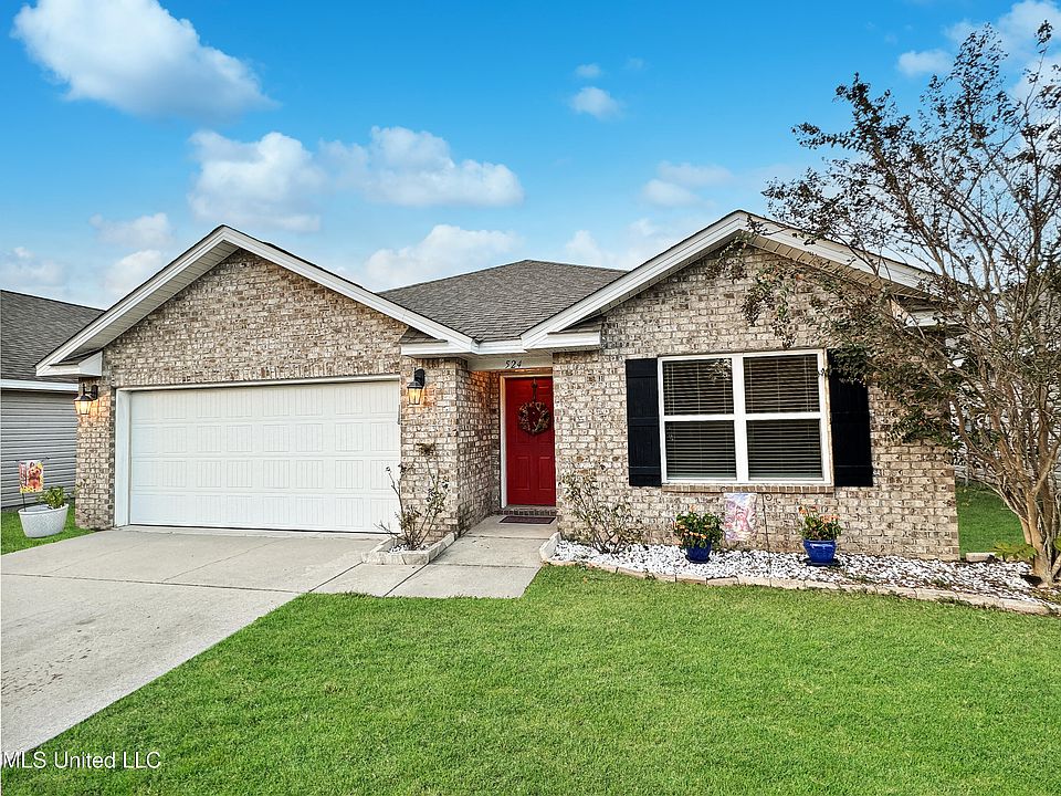 1st image of 524 W Marigold Dr