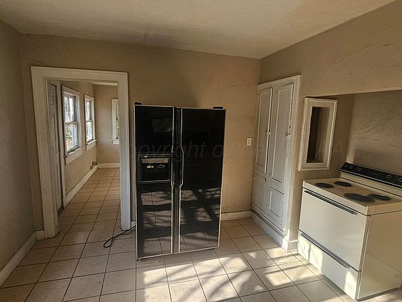 17th image of 3906 S Tyler St