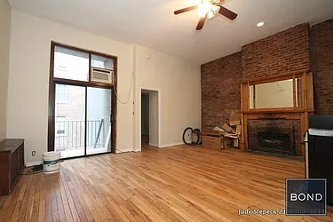 Rented by Bond New York