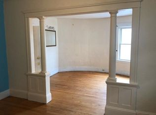 215 Beacon St APT 2, Worcester, MA 01610