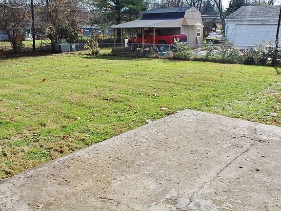 3rd image of 10353 Orchard Park Dr W