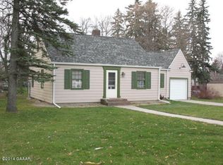 815 E Division St, Elbow Lake, MN 56531