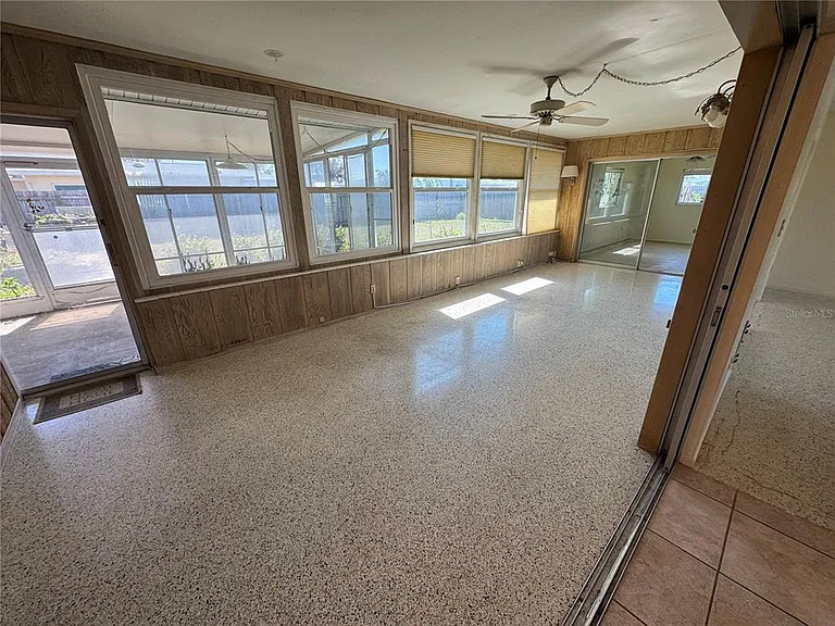 264 Glen Oak Rd — Photo 13