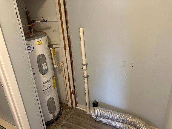 4th image of 407 Hamilton St #1
