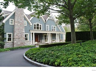 2747 Turtle Lake Dr, Bloomfield Hills, MI