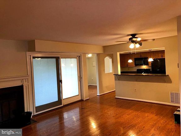 Sliding glass doors have built in blinds